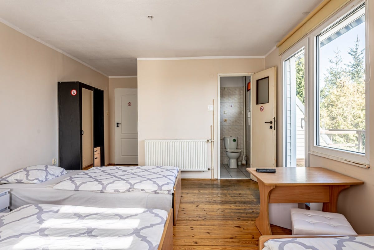 Lokal użytkowy  pokojowe na Sprzedaż