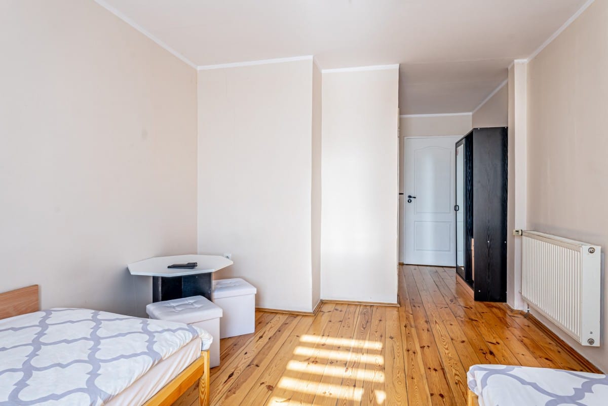 Lokal użytkowy  pokojowe na Sprzedaż