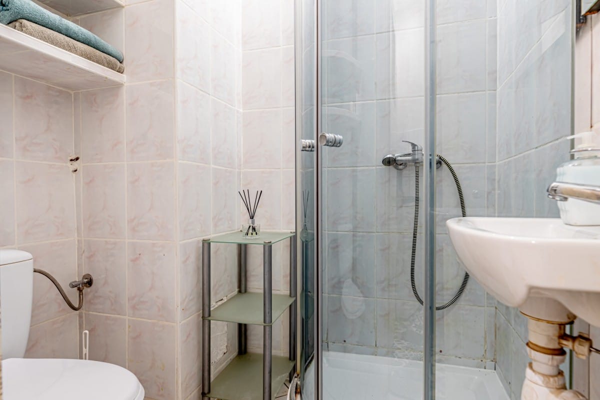 Lokal użytkowy  pokojowe na Sprzedaż