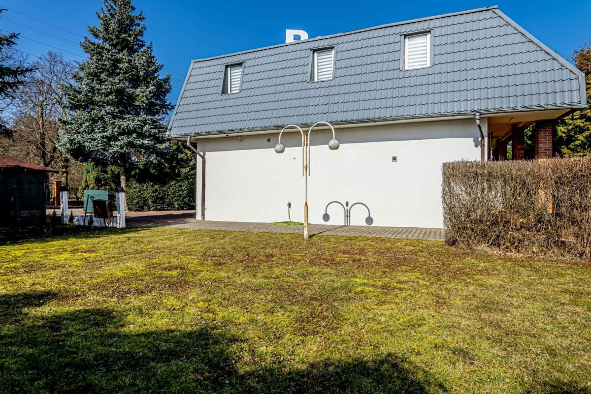 Lokal użytkowy  pokojowe na Sprzedaż