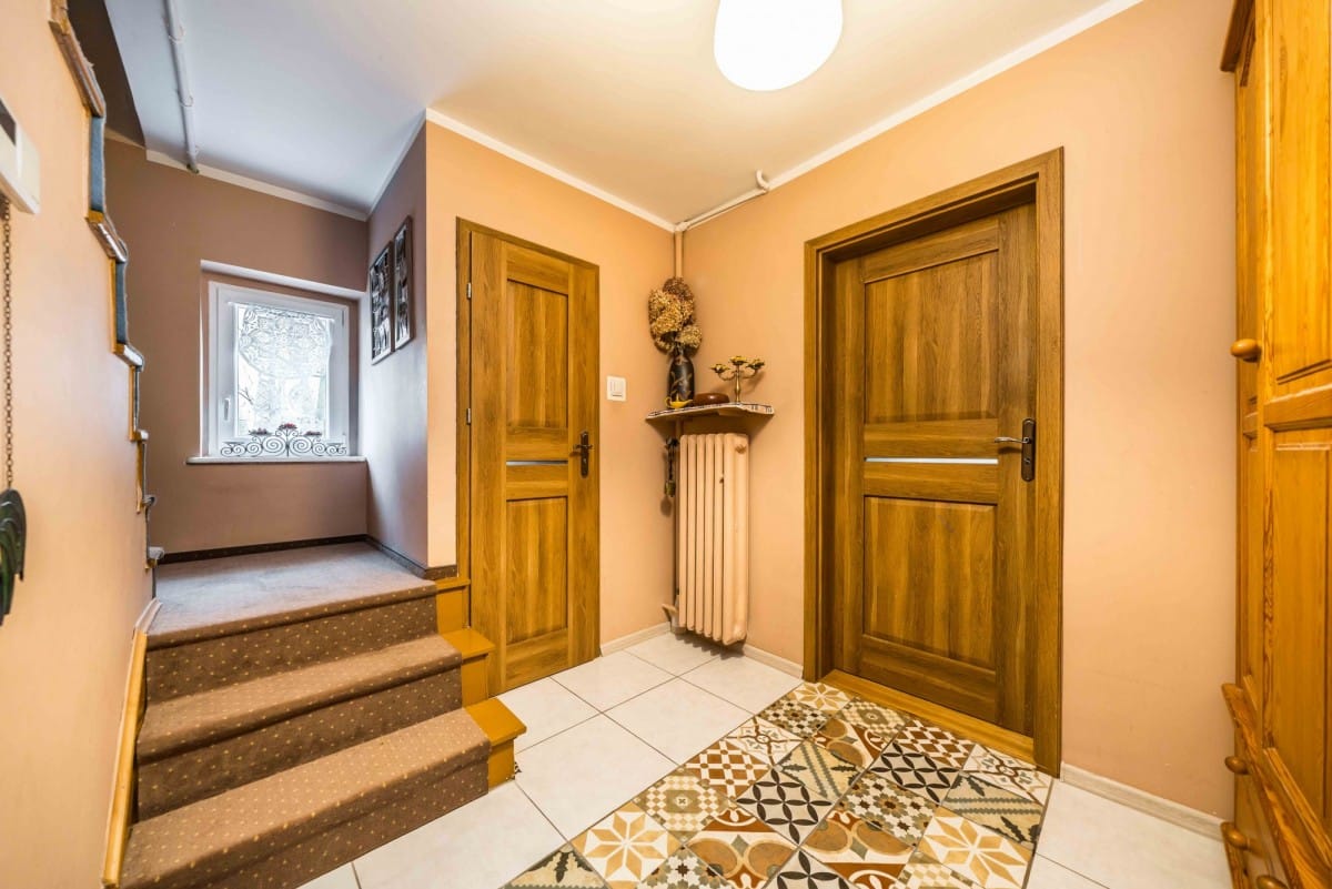 Dom  pokojowe na Sprzedaż