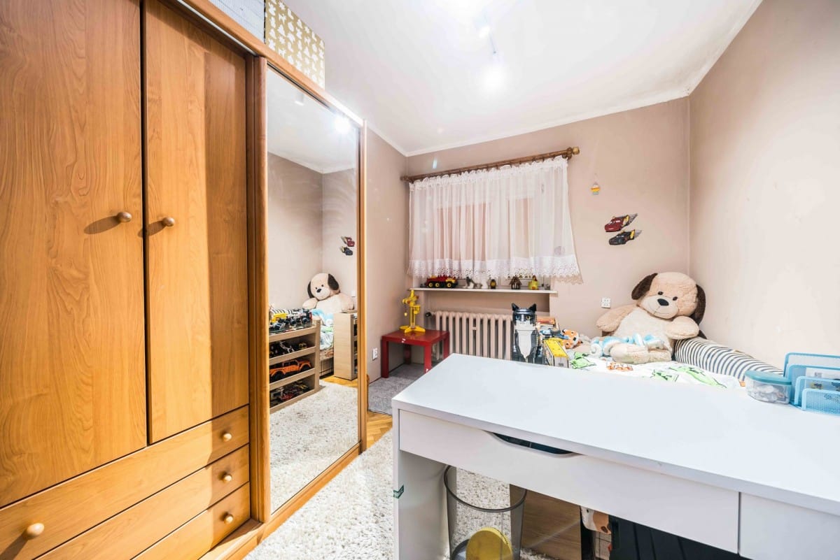 Dom  pokojowe na Sprzedaż