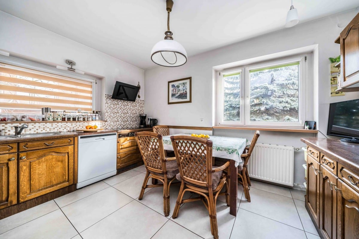 Dom  pokojowe na Sprzedaż