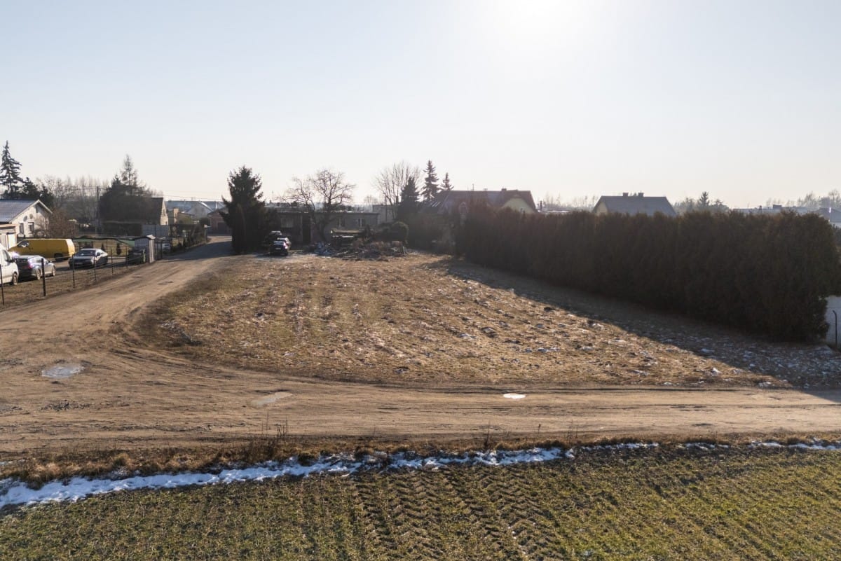 Działka  pokojowe na Sprzedaż