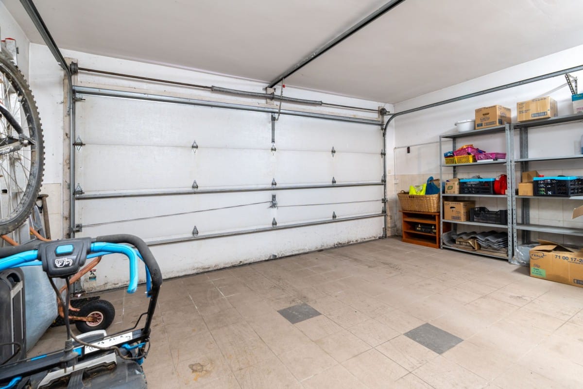 Dom 6 pokojowe na Sprzedaż