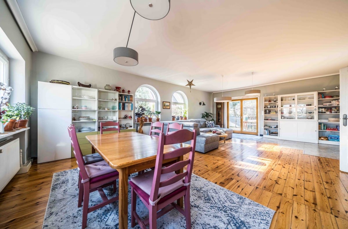 Dom 6 pokojowe na Sprzedaż