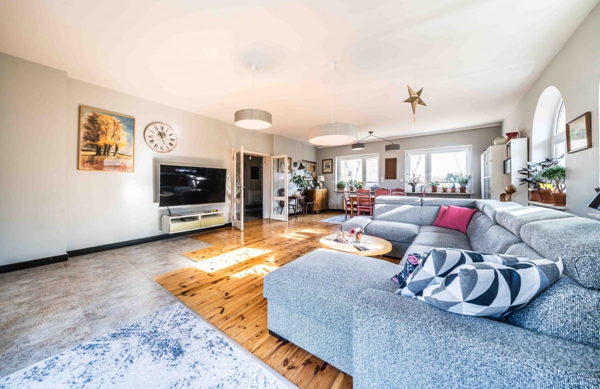 Dom 6 pokojowe na Sprzedaż