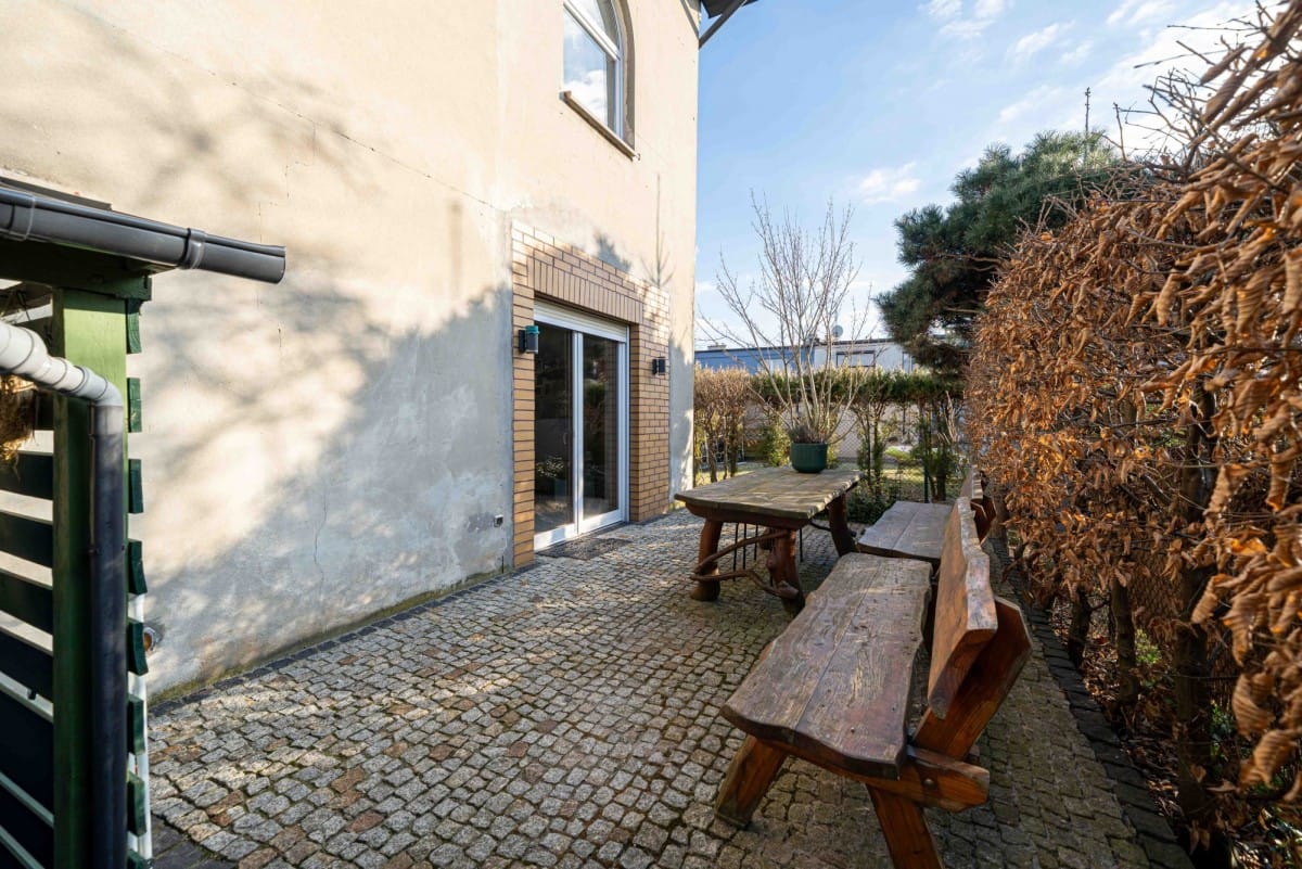 Dom 6 pokojowe na Sprzedaż