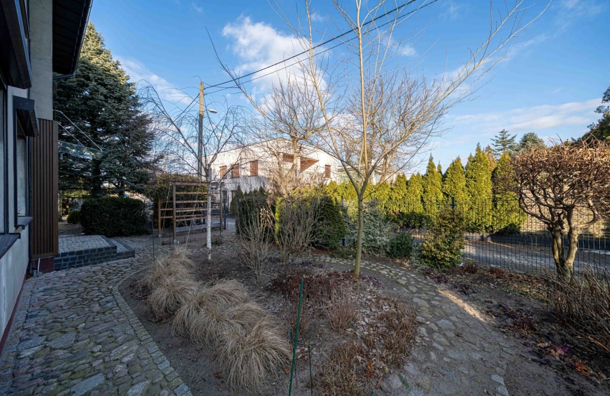 Dom 6 pokojowe na Sprzedaż