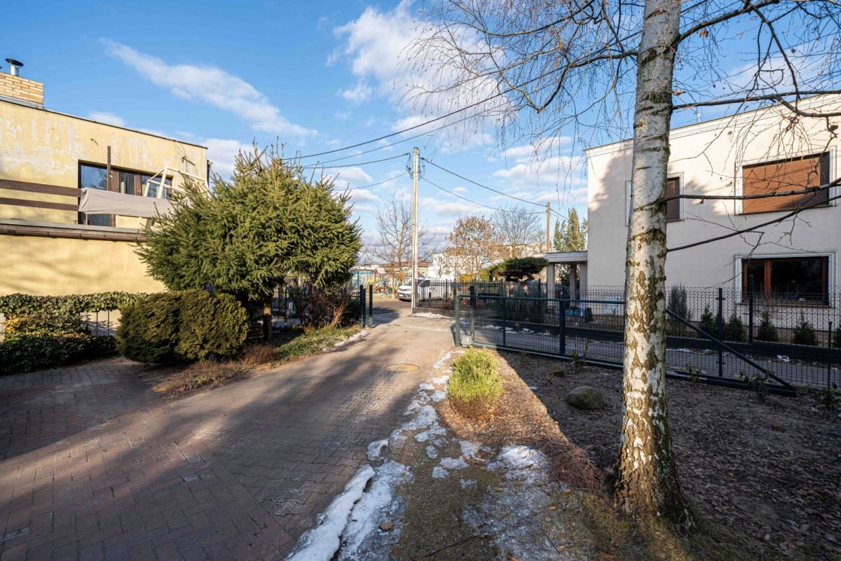 Dom 6 pokojowe na Sprzedaż