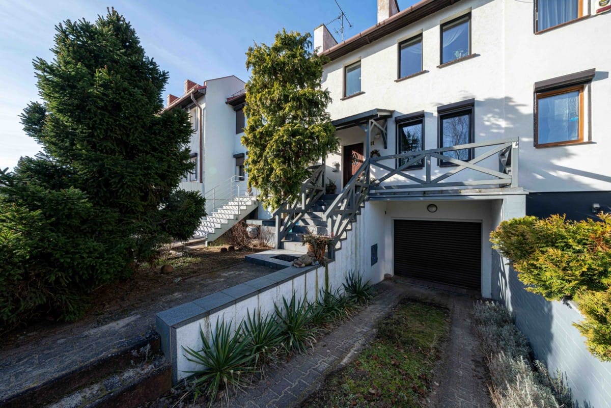 Dom 4 pokojowe na Sprzedaż