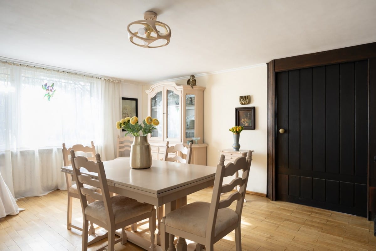 Dom  pokojowe na Sprzedaż