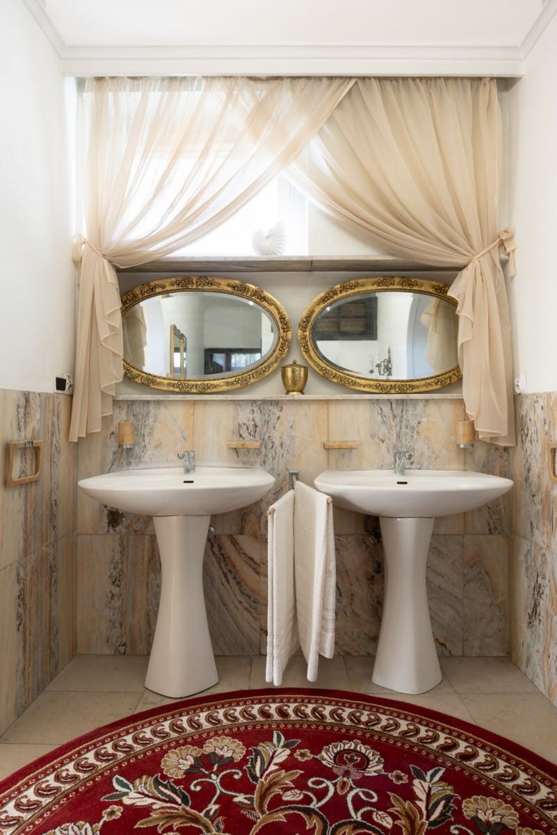 Dom  pokojowe na Sprzedaż