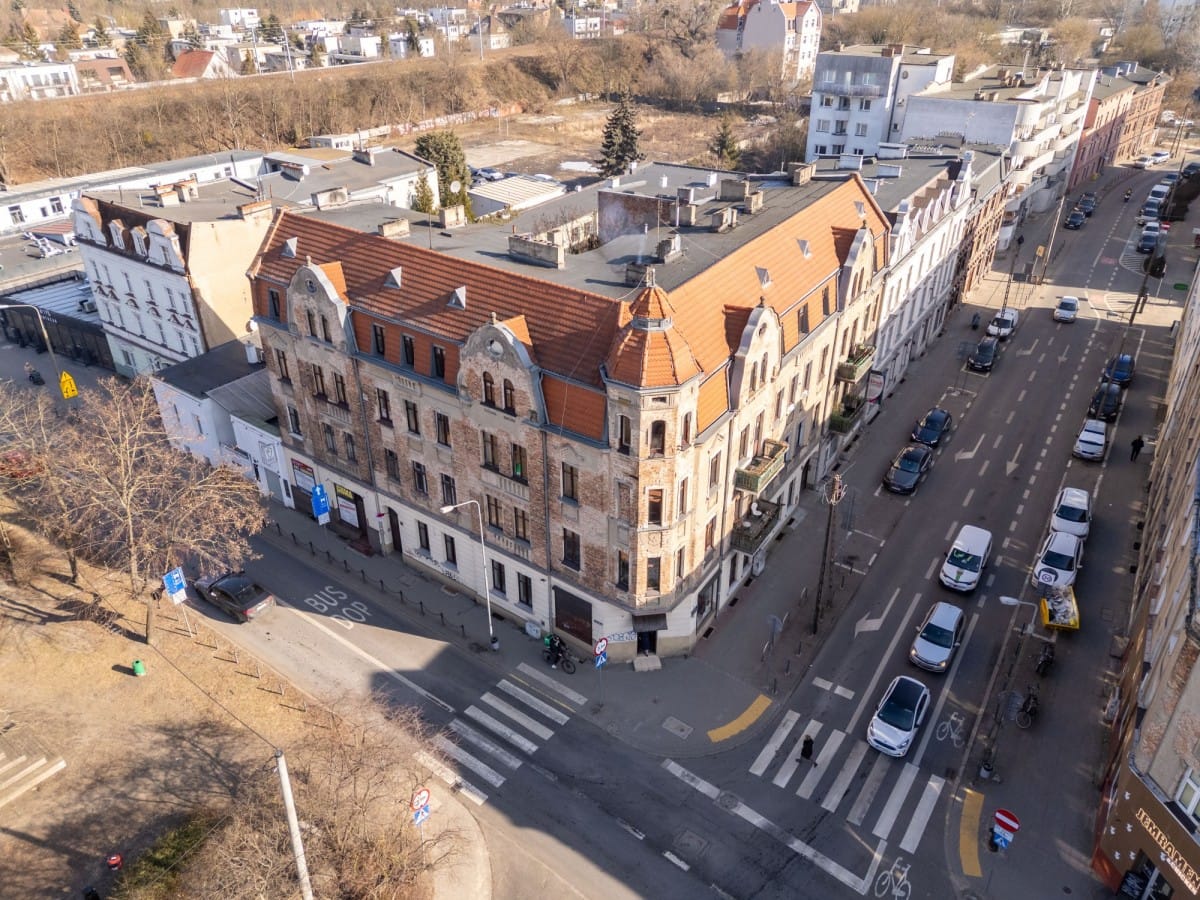 Lokal użytkowy  pokojowe na Sprzedaż