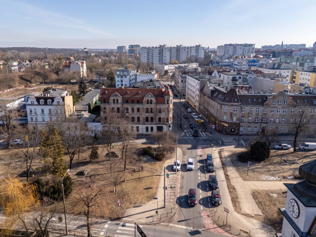 Lokal użytkowy  pokojowe na Sprzedaż