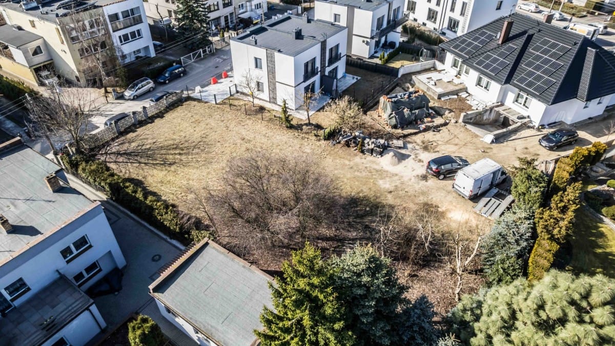 Działka  pokojowe na Sprzedaż