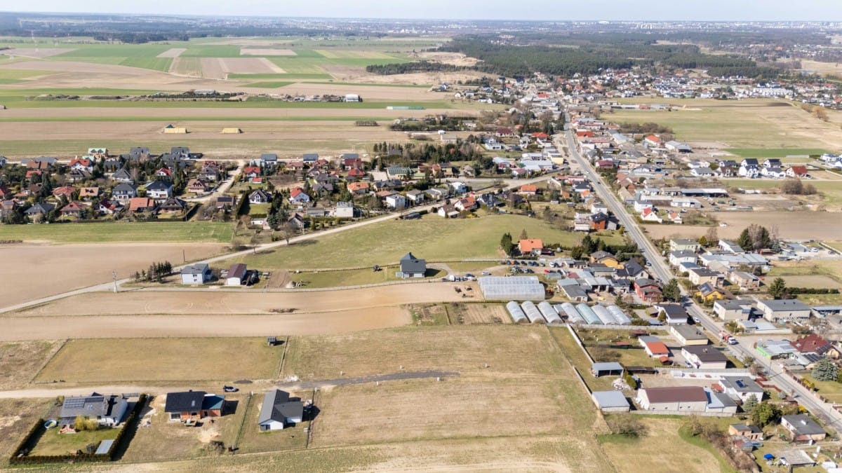 Działka  pokojowe na Sprzedaż