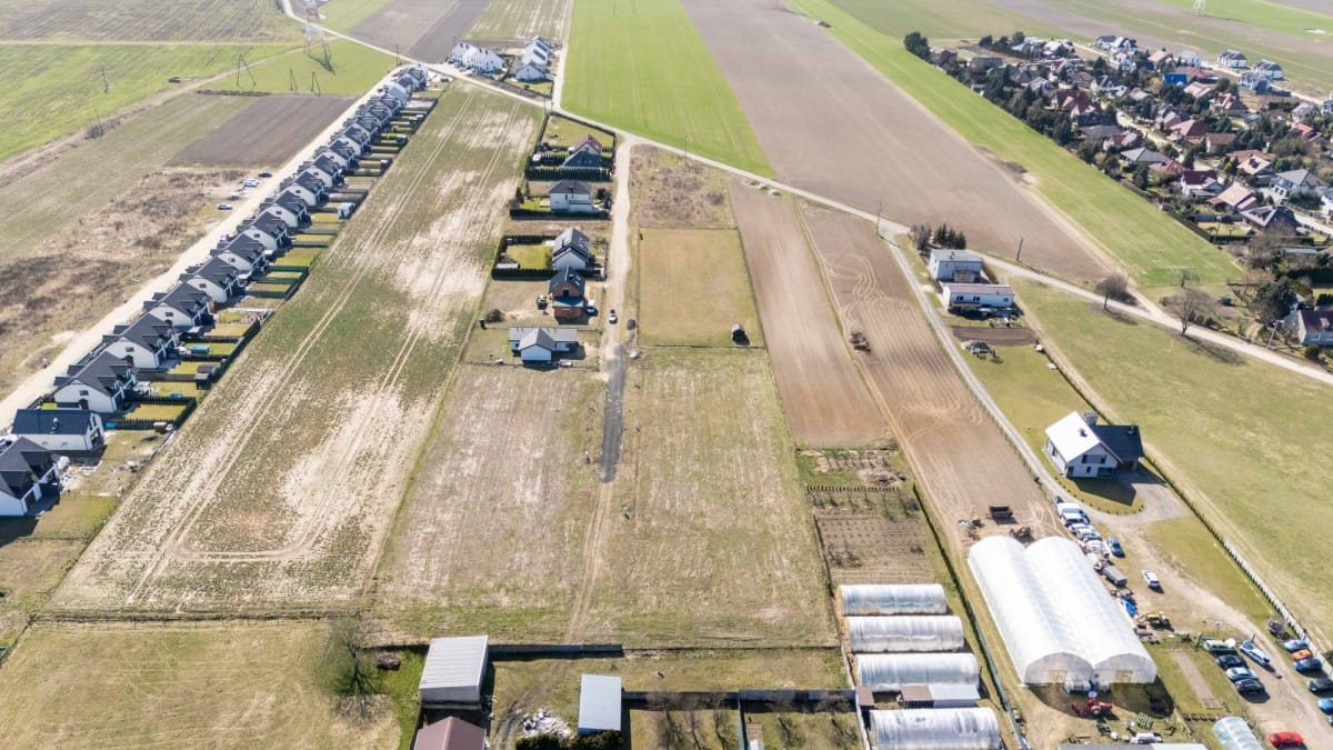 Działka  pokojowe na Sprzedaż