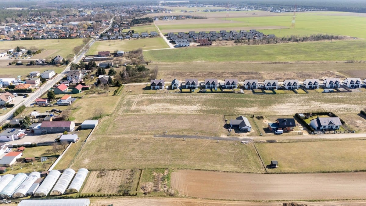 Działka  pokojowe na Sprzedaż