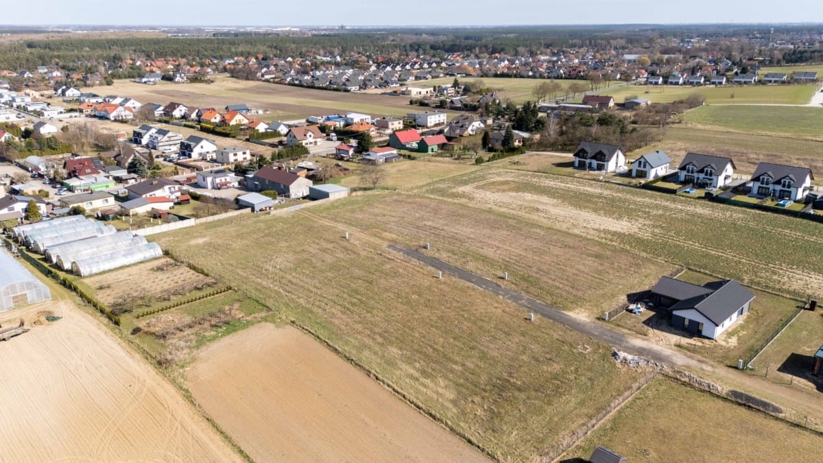 Działka  pokojowe na Sprzedaż