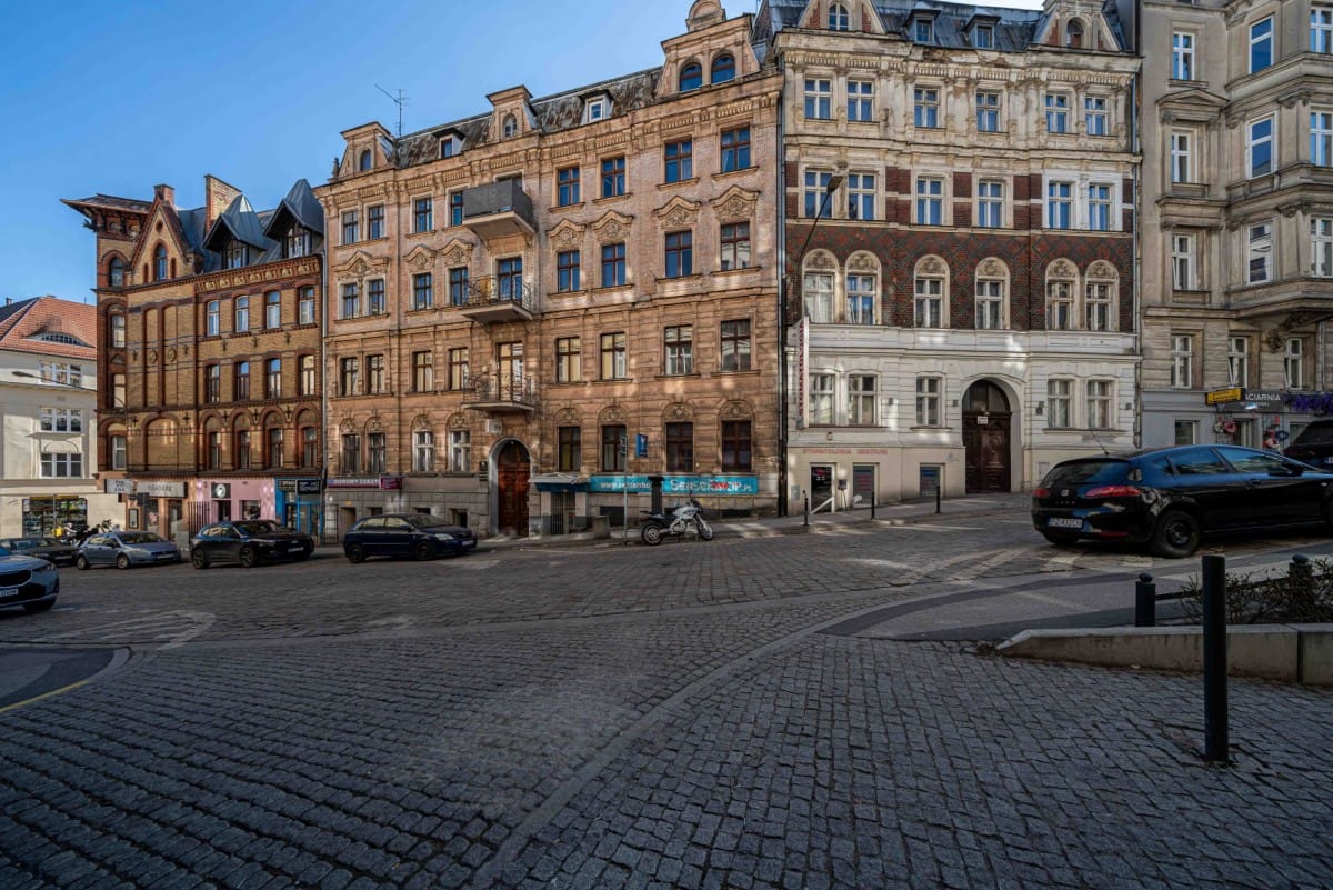 Lokal użytkowy  pokojowe na Wynajem