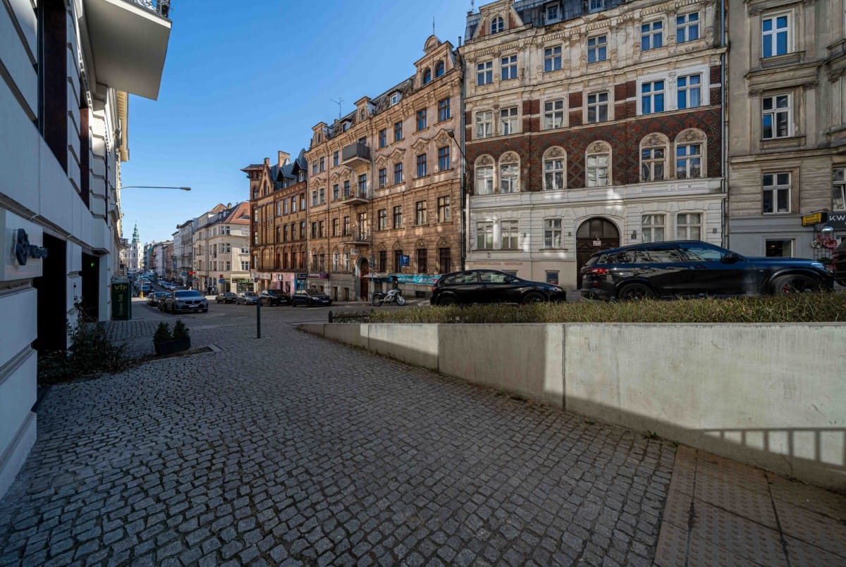 Lokal użytkowy  pokojowe na Wynajem