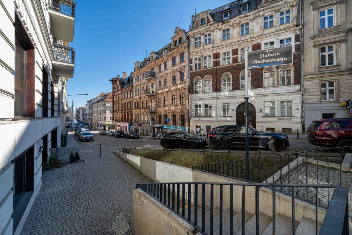 Lokal użytkowy  pokojowe na Wynajem