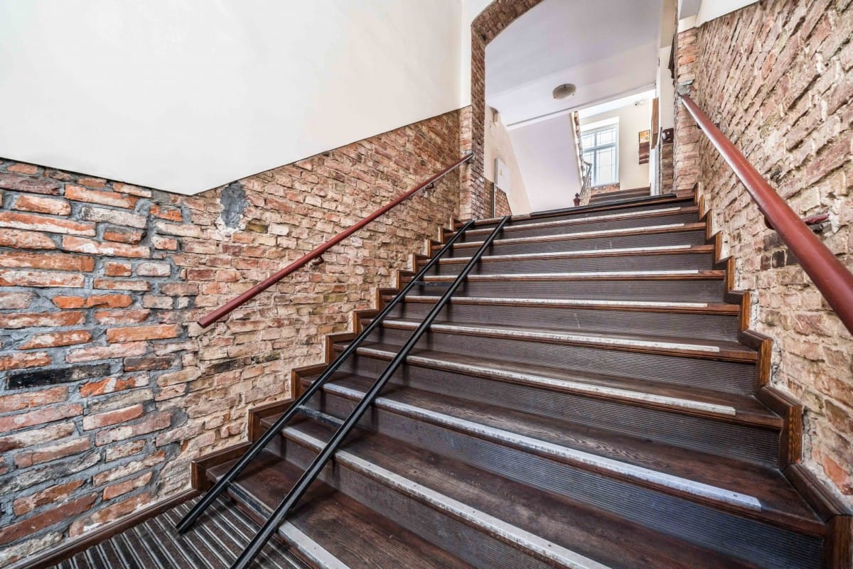 Lokal użytkowy  pokojowe na Wynajem