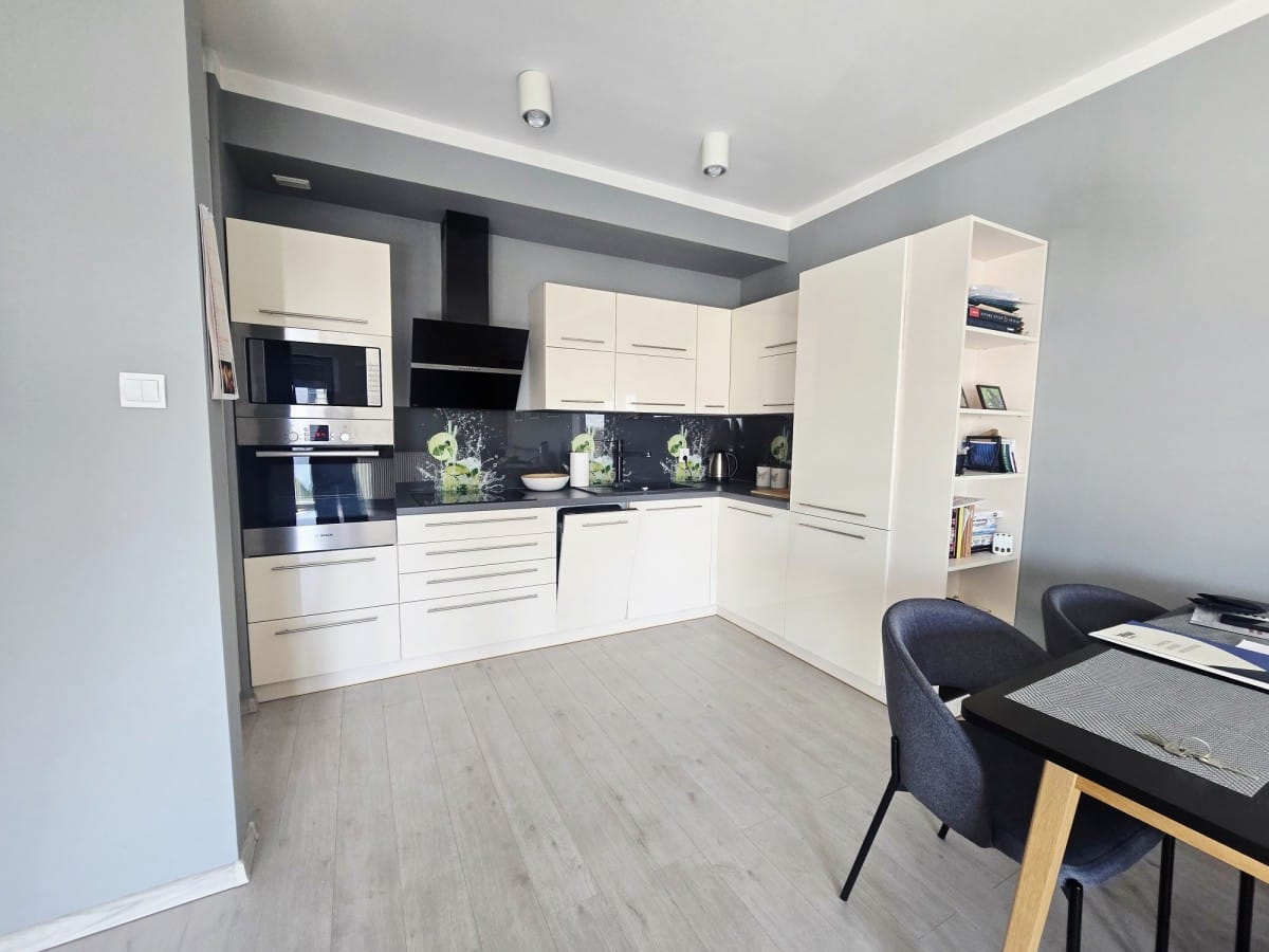 Mieszkanie 2 pokojowe na Sprzedaż