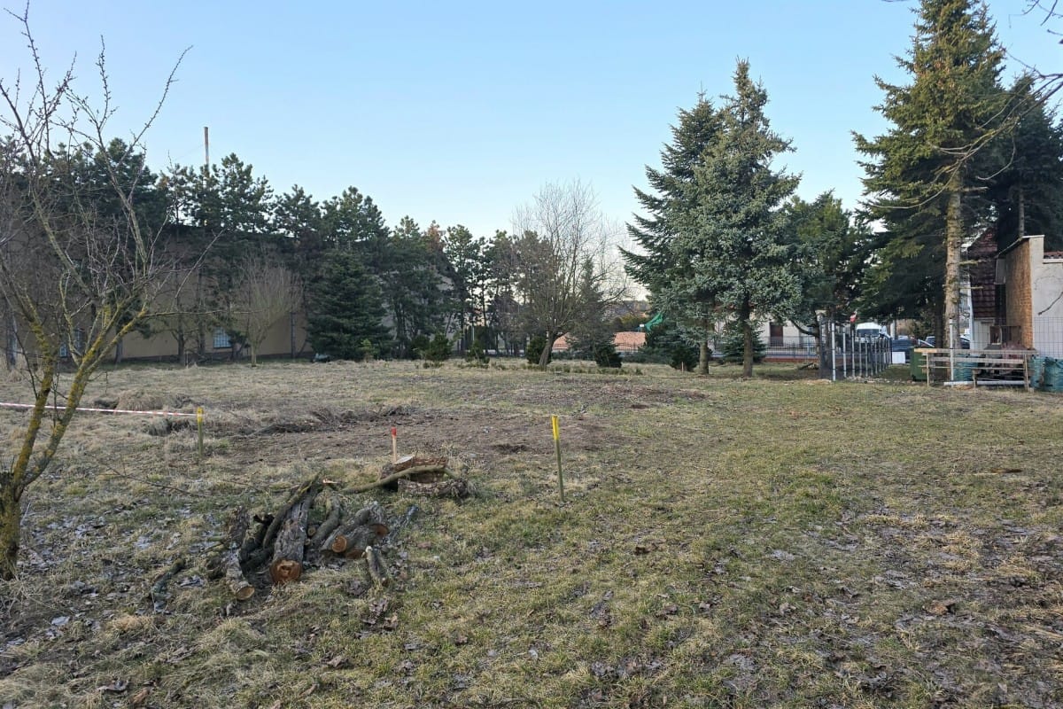 Działka  pokojowe na Sprzedaż