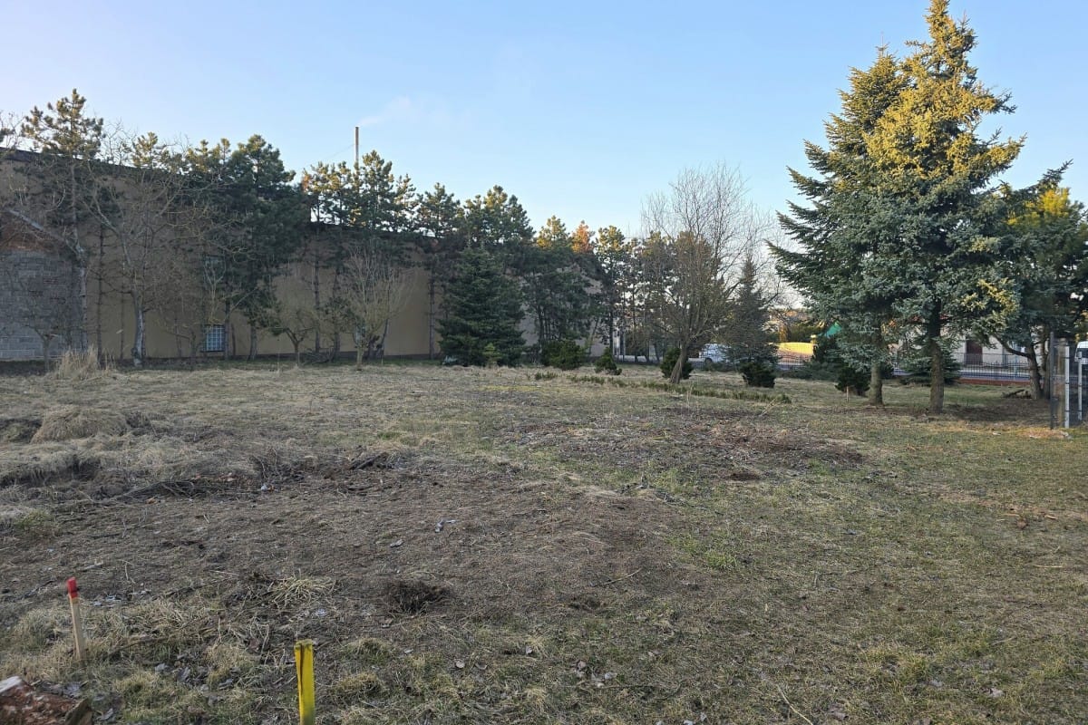 Działka  pokojowe na Sprzedaż