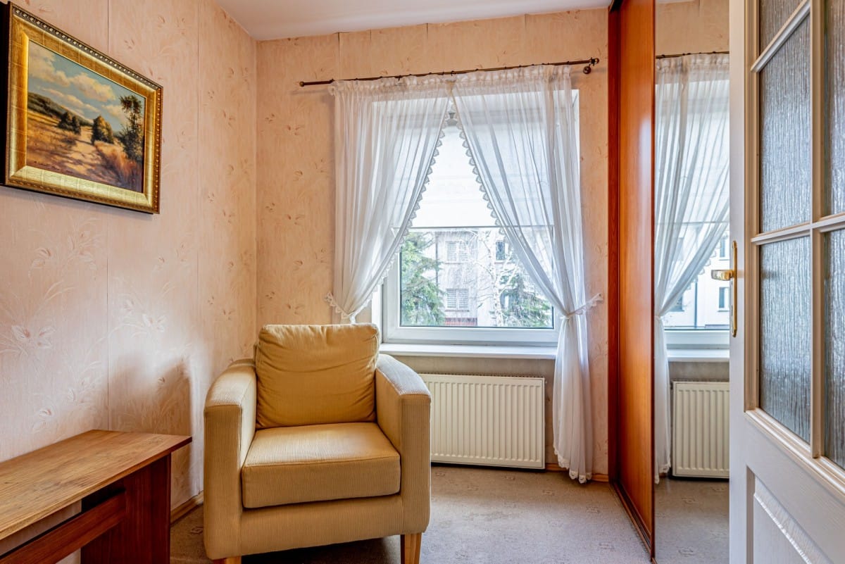 Dom 8 pokojowe na Sprzedaż