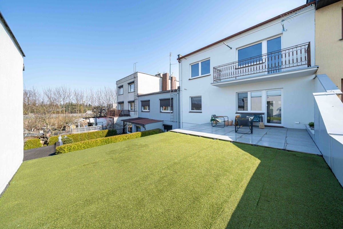 Dom  pokojowe na Sprzedaż