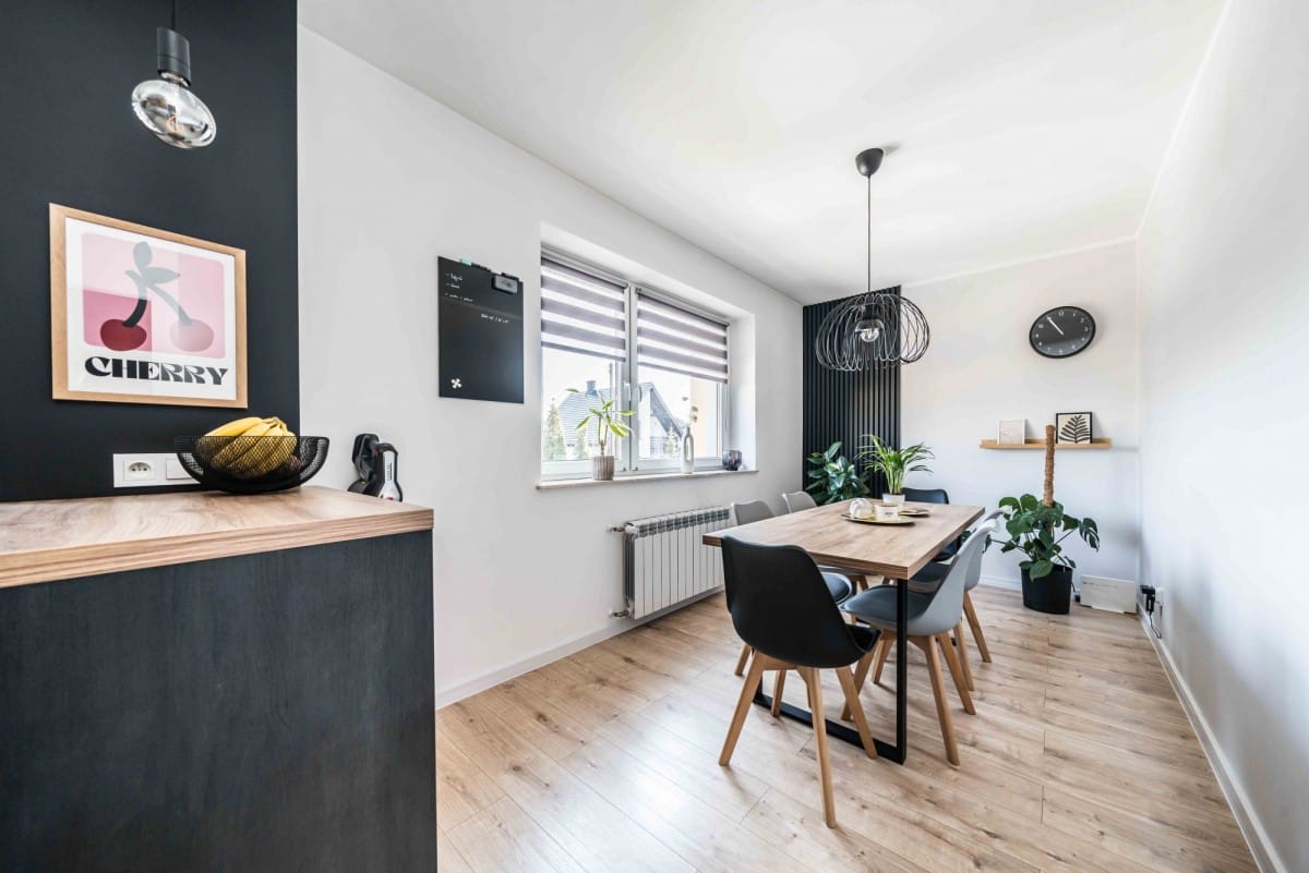 Dom  pokojowe na Sprzedaż