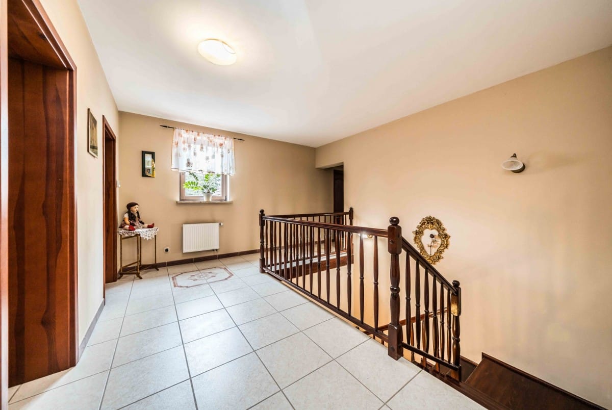 Dom  pokojowe na Sprzedaż