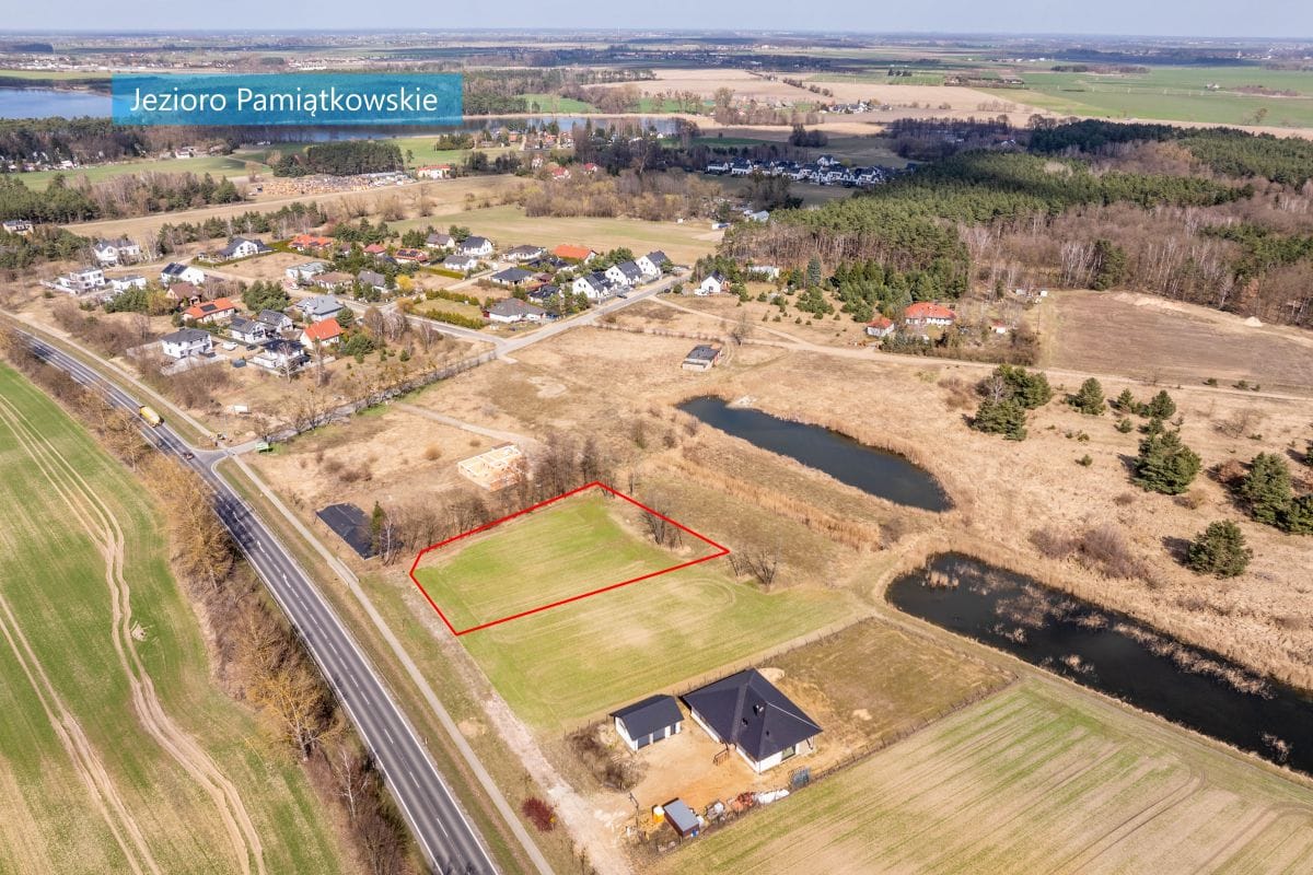 Działka  pokojowe na Sprzedaż