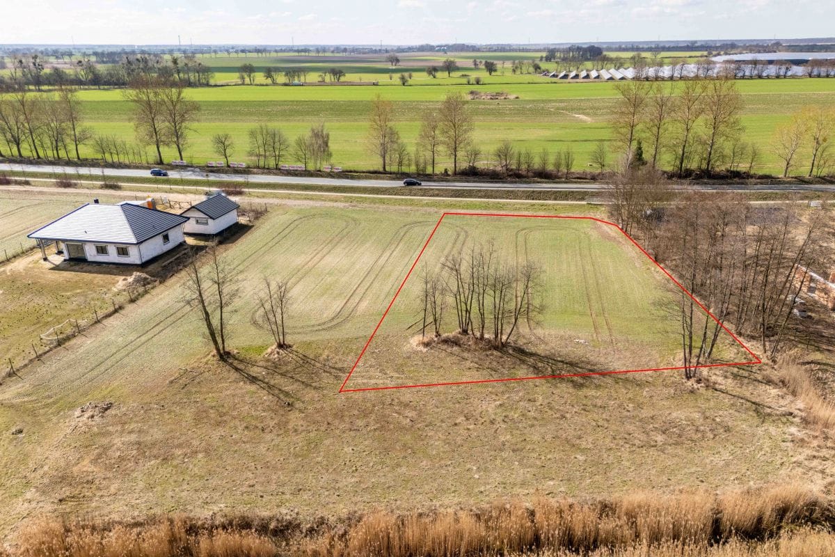 Działka  pokojowe na Sprzedaż