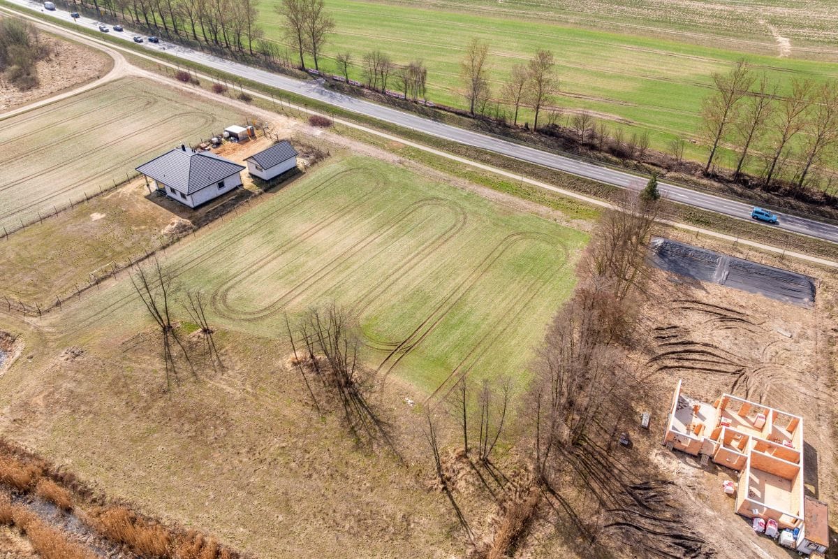 Działka  pokojowe na Sprzedaż