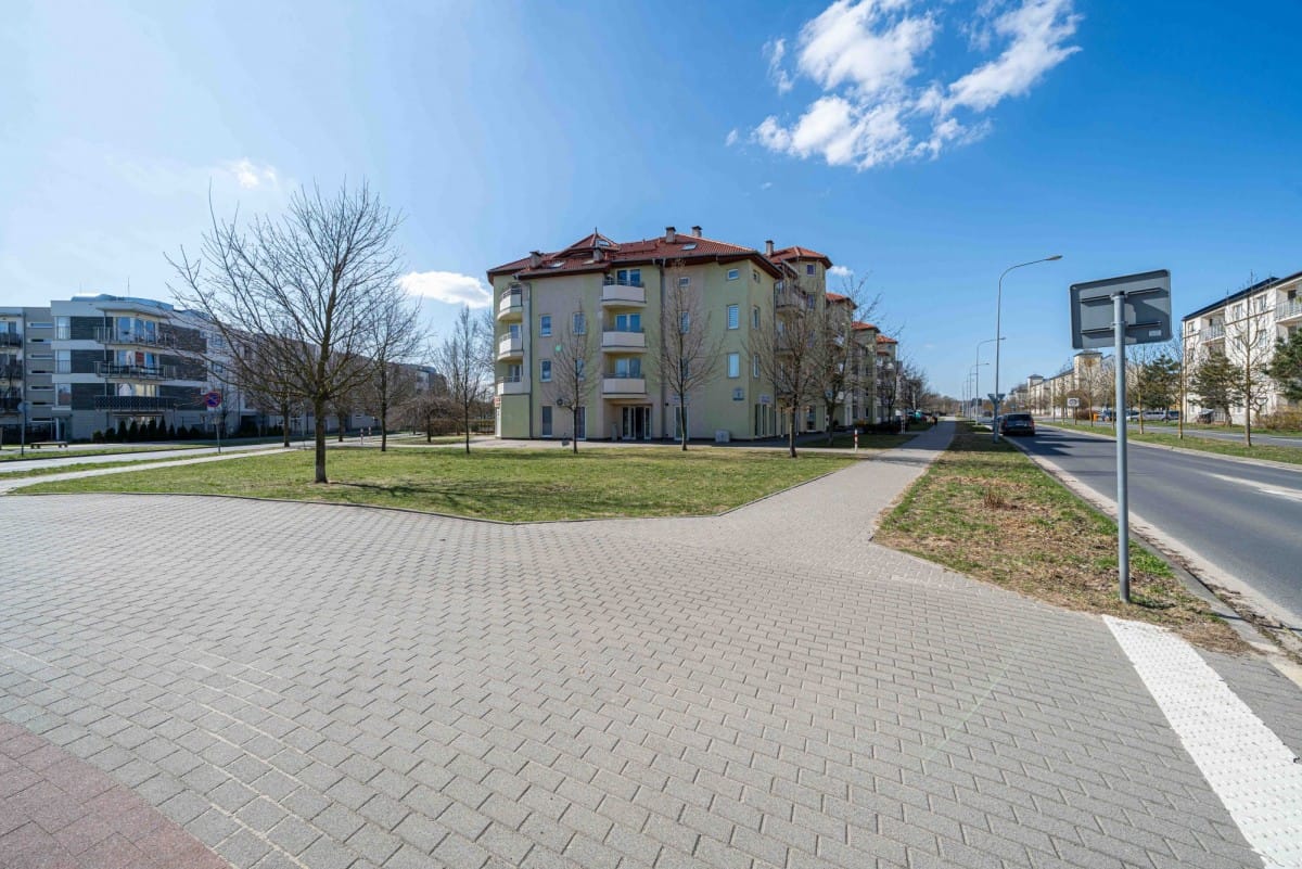 Mieszkanie 3 pokojowe na Sprzedaż