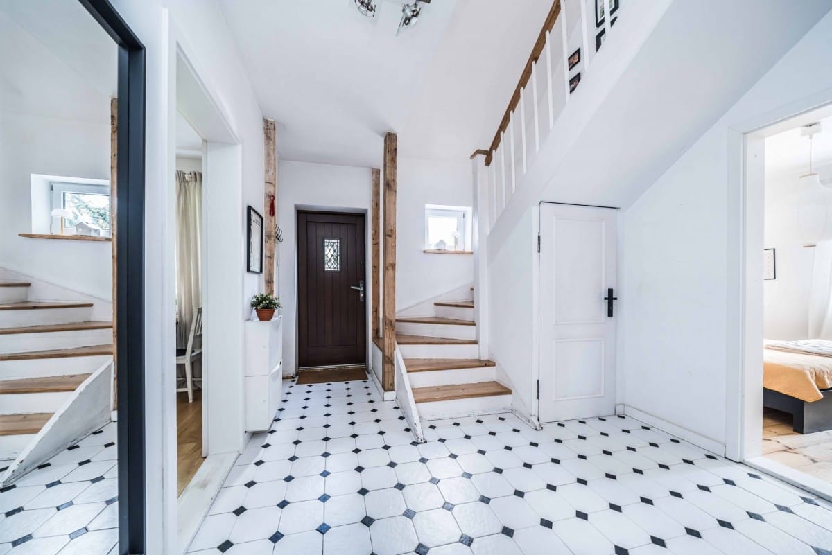 Dom 5 pokojowe na Sprzedaż