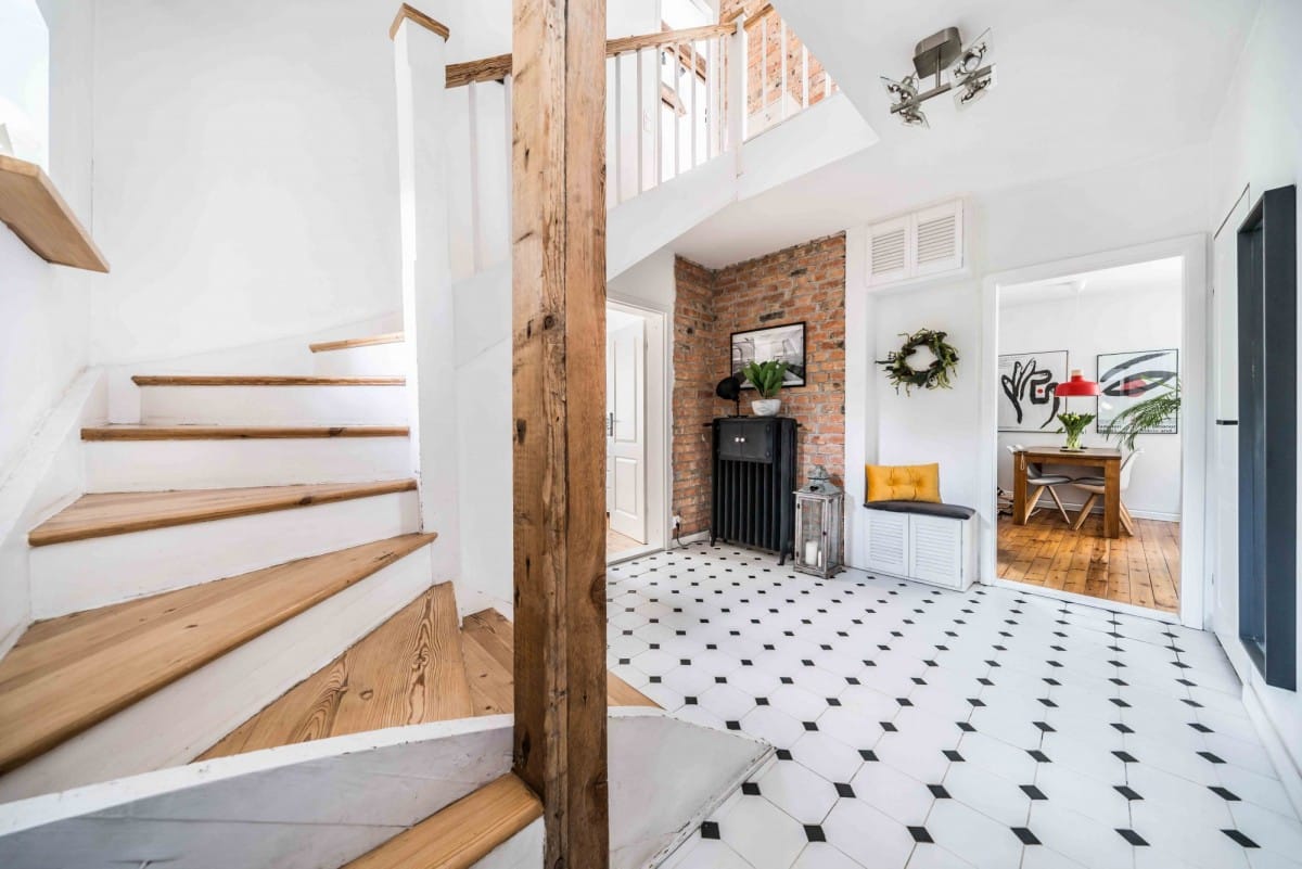 Dom 5 pokojowe na Sprzedaż