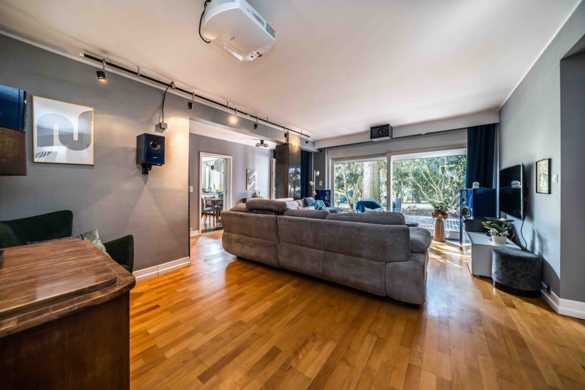 Dom 6 pokojowe na Sprzedaż