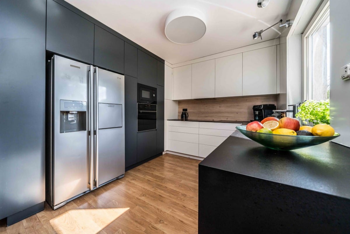 Dom 6 pokojowe na Sprzedaż