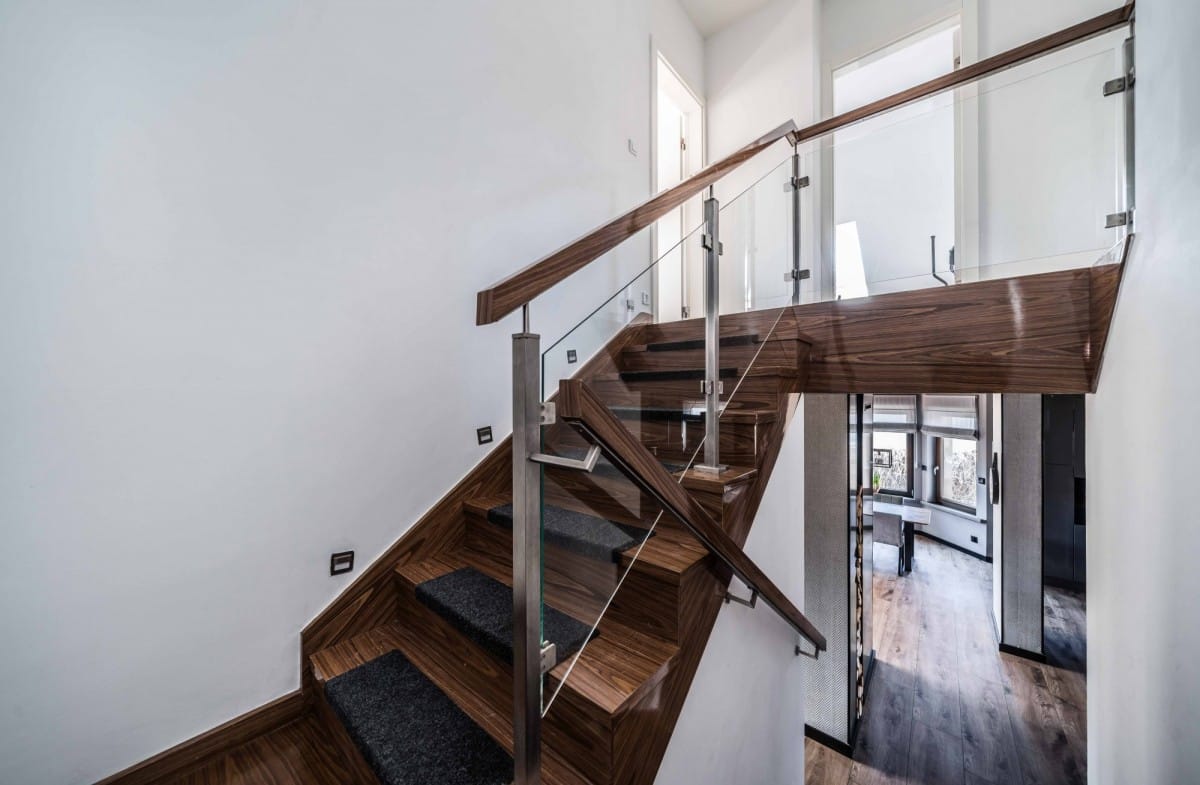 Dom 5 pokojowe na Sprzedaż