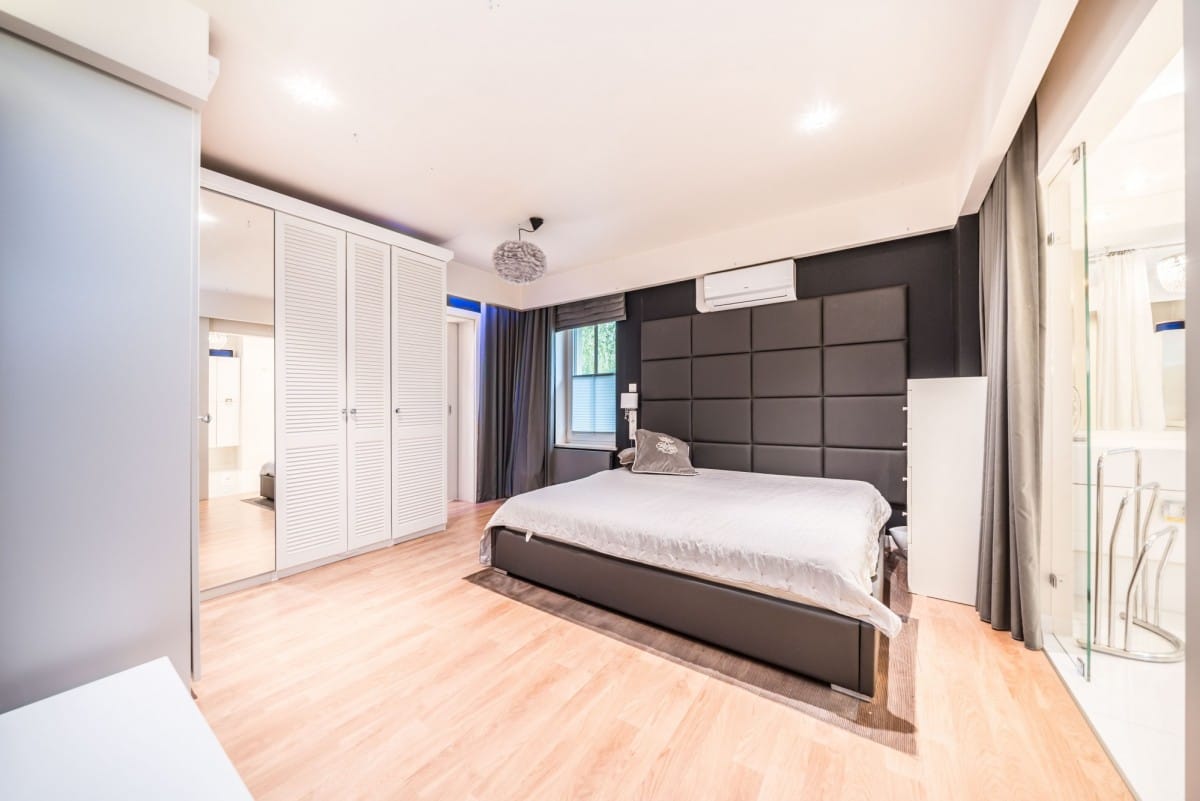 Dom 6 pokojowe na Sprzedaż