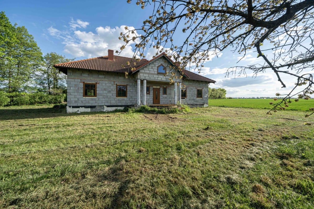 Dom  pokojowe na Sprzedaż