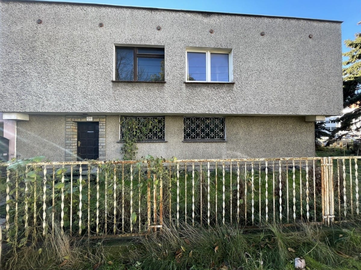 Dom  pokojowe na Sprzedaż