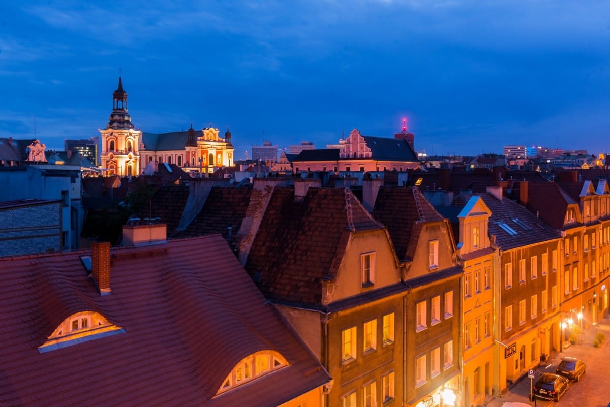 Dom 21 pokojowe na Sprzedaż