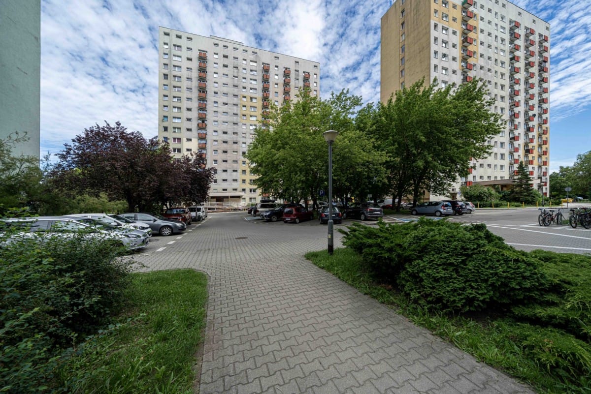 Mieszkanie 1 pokojowe na Sprzedaż