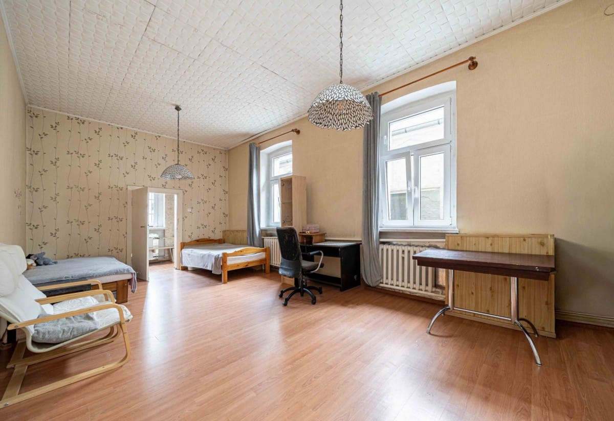 Mieszkanie 6 pokojowe na Sprzedaż